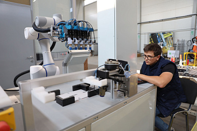 В Самаре запустили учебный центр роботизации