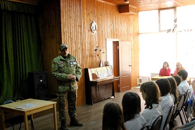 Ветеран СВО встретился с тольяттинскими школьниками