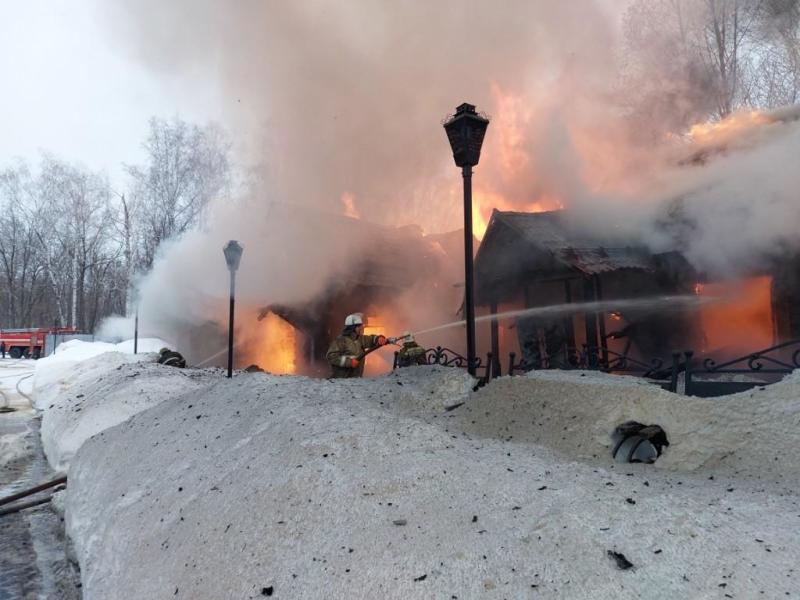 12 марта в Самарской области загорелась охотничья база