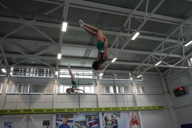 В Тольятти прошли областные соревнования прыгунов на батуте