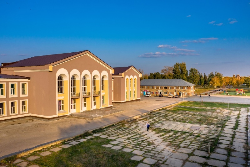 Погода петровский большечерниговский район. Село Августовка Самарская область. Село Августовка Большечерниговский район Самарская обл. Августовка Большечерниговского района. Августовка дом культуры.