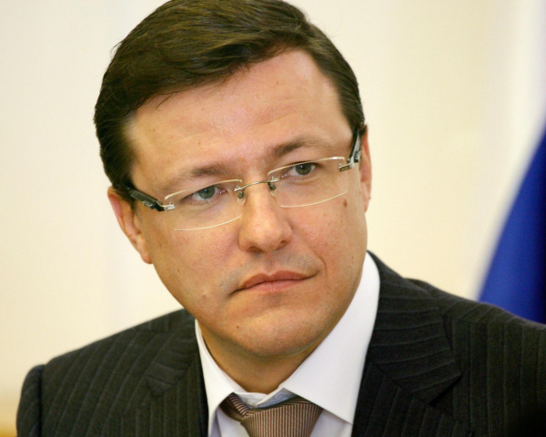 Дмитрий Азаров поздравил жителей региона с Международным днем памятников и исторических мест