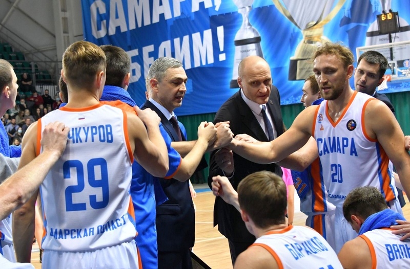 Самарские баскетболисты заработали больше 100 очков в матче с командой из Краснодара 