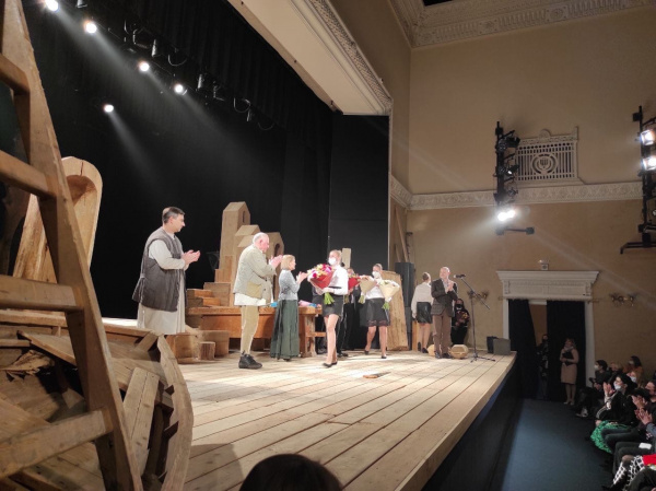 "Подарили праздник и себе, и городу": в Новокуйбышевск приехал фестиваль "Золотая маска"