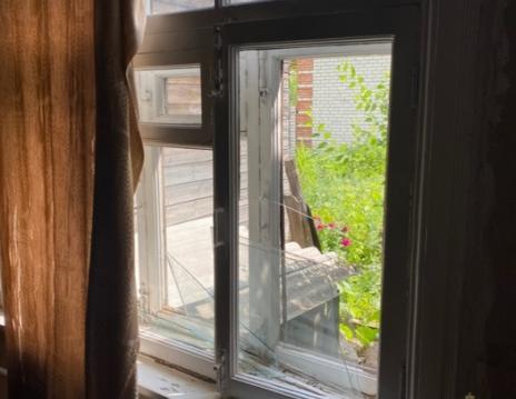 Житель Сызрани украл из чужого дома телевизор и посуду