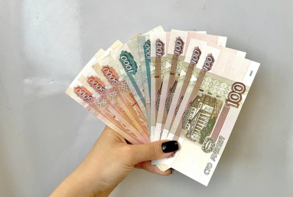 Обесценились: в России резко снизилось количество фальшивых купюр