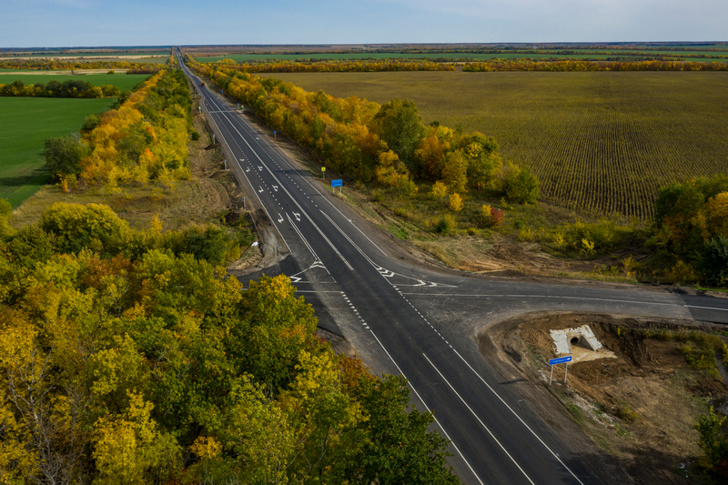 В Самарской области по нацпроекту ремонтируют дороги в муниципальных районах 