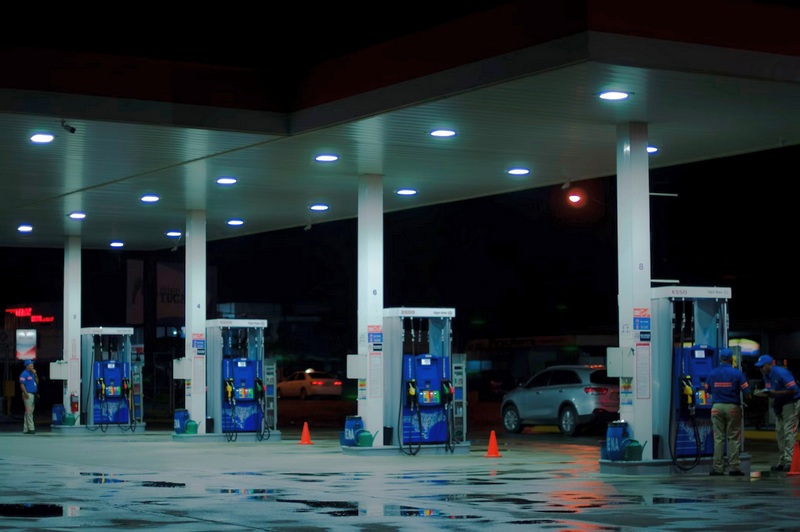 В России упали биржевые цены на бензин 