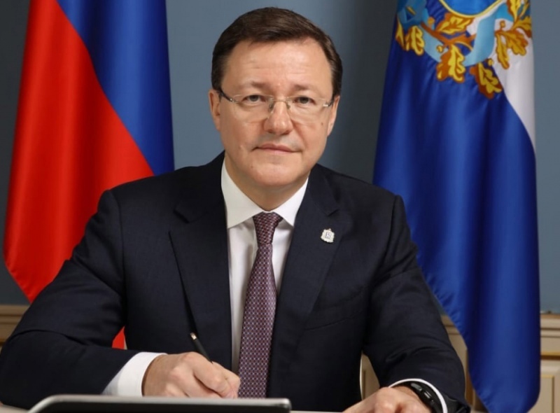 Дмитрий Азаров поздравил самарцев с Днем города