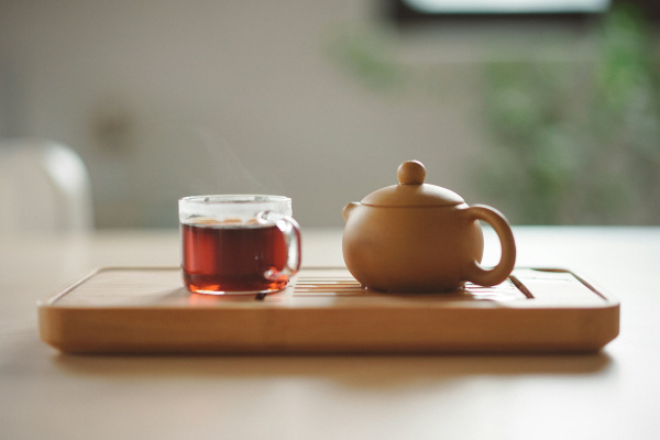 Не использовать кипяток и пить свежим: эксперты рассказали, как приготовить чай