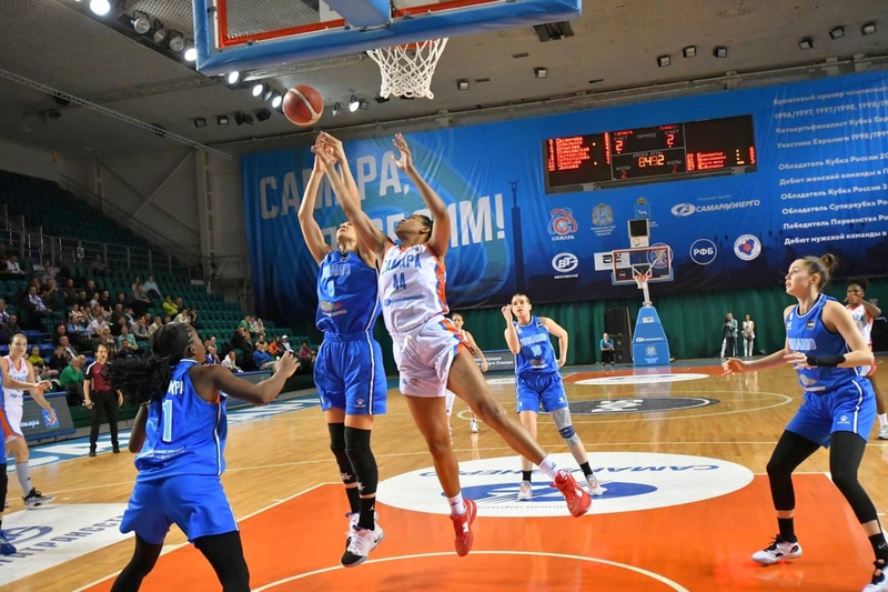 Баскетболистки "Самары" сыграют в "бронзовом" матче "Финала четырех"