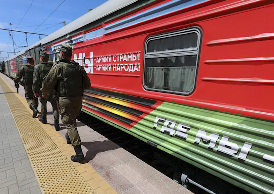 В Самаре остановится тематический поезд с кинозалом и выставкой военной техники