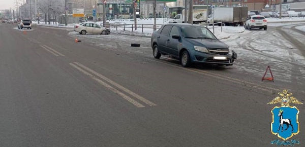 В Самаре Гранта выехала на встречку и собрала три легковушки