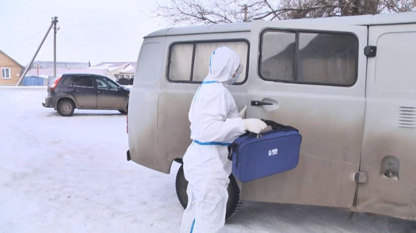 Доставка лекарств на дом пациентам с COVID-19 снимает нагрузку с больниц   