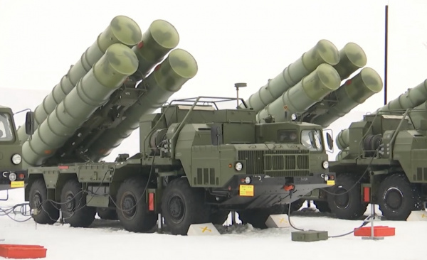 На боевое дежурство под Самарой заступила новая ЗРС "Триумф" 