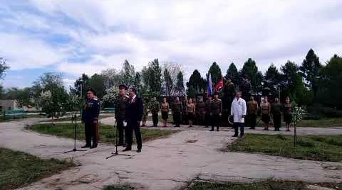 "Волжские казаки" выступили в Самаре у госпиталя ветеранов войн