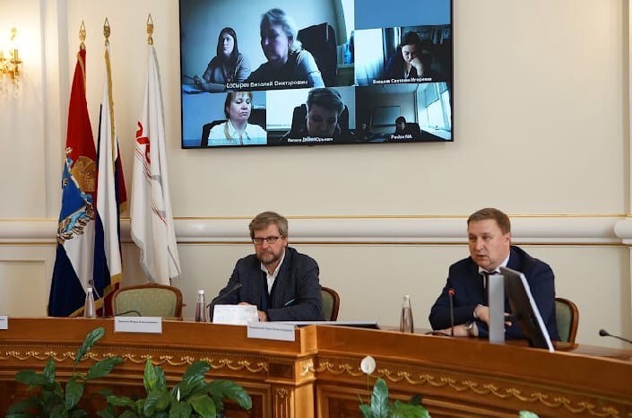 Исторические предпосылки событий в Донбассе обсудили в Самарской области на встрече-лекции с Фёдором Лукьяновым