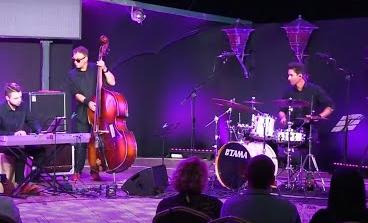 Фестиваль джаза и театр для детей войны. Другой Тольятти