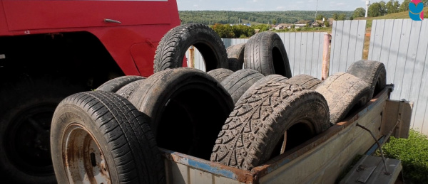 Жители Камышлы мастерят защиту для машин бойцов СВО