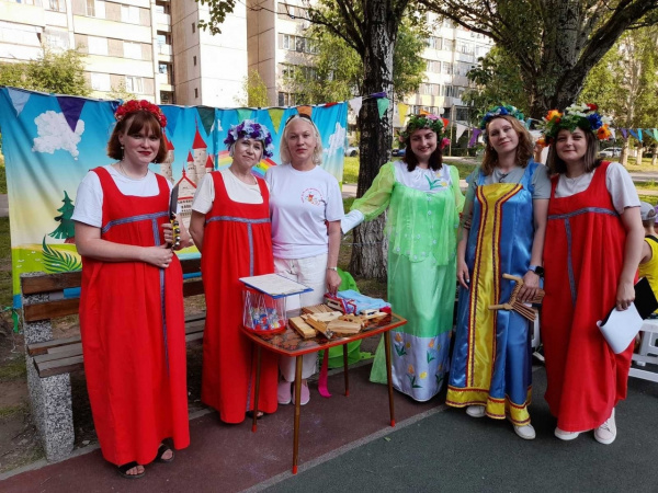 На этой неделе во дворах и скверах Тольятти пройдут концерты и тренировки