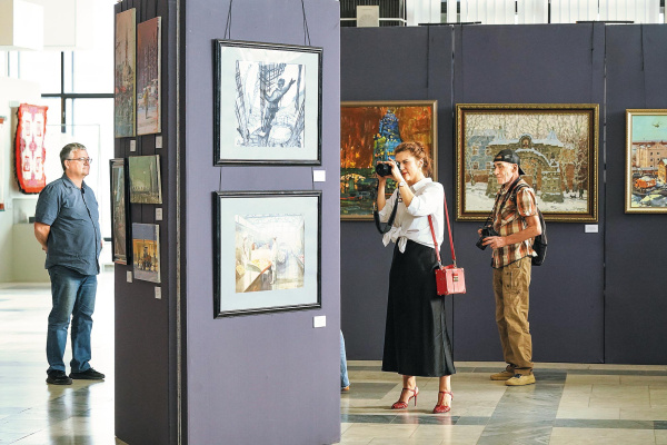 Краски, люди, архитектура: в Самаре представили проект о жизни в столице региона