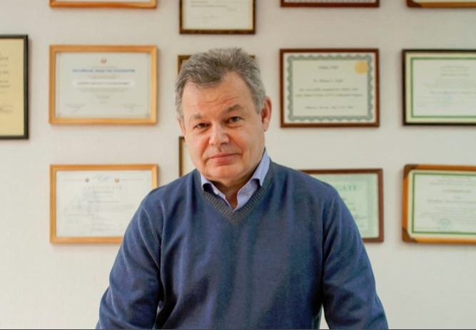 Главврач самарской психиатрической больницы поздравил жителей региона с Днём психического здоровья