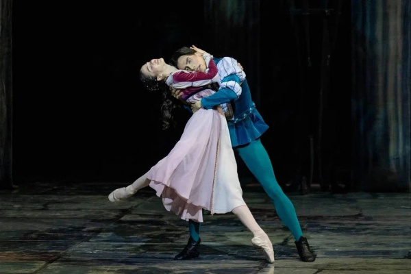 Самарские бразильцы стали лучшей парой балетного конкурса "Арабеск"