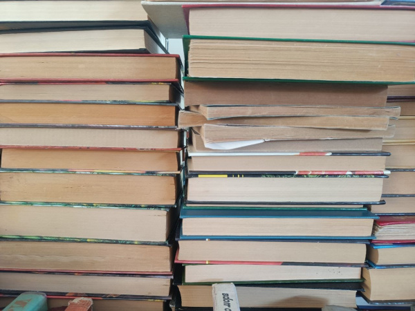 Куда в Тольятти можно сдать ненужные книги