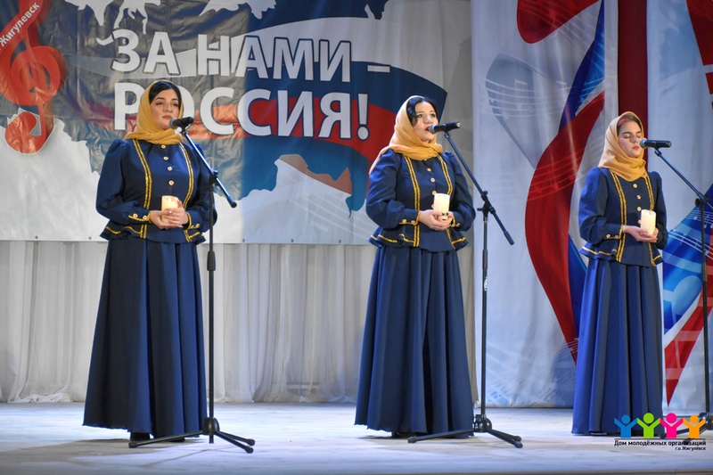 В Жигулевске 19 ноября звучат патриотические песни 