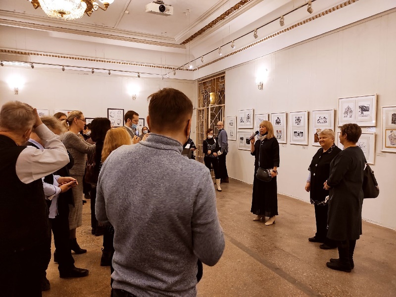 В областном художественном музее открылась выставка самарского карикатуриста Юрия Воскобойникова