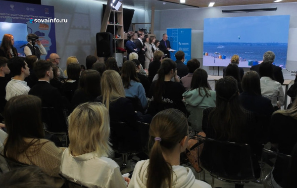 Школьники Самарской области стали участниками конкурса "Юнхроника - 2025"