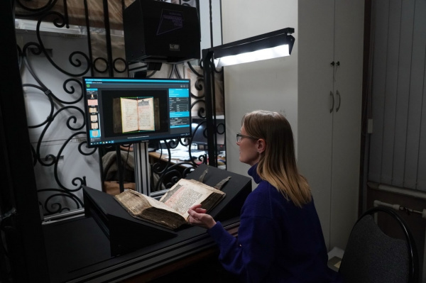 Самарская Детская картинная галерея получила уникальное оборудование