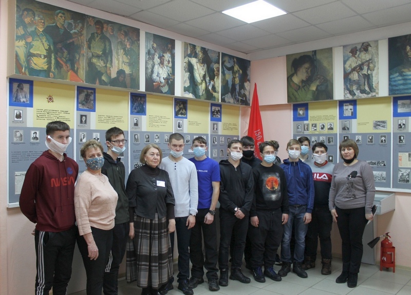 В школах Борского района прошли уроки, посвященные 90-летию со дня рождения космонавта Алексея Губарева 