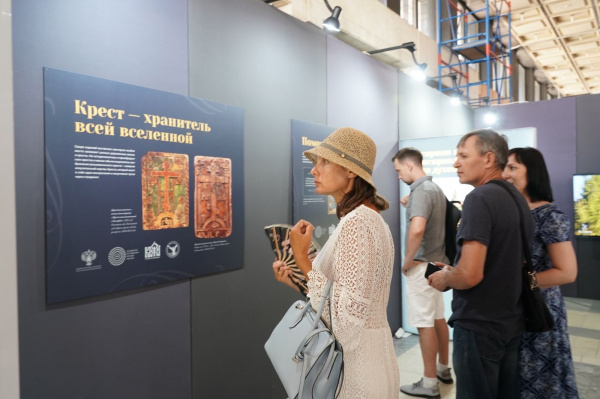 Император и дух русского Севера: в Самаре открылась выставка, посвященная церковным преобразованиям в начале XVIII века