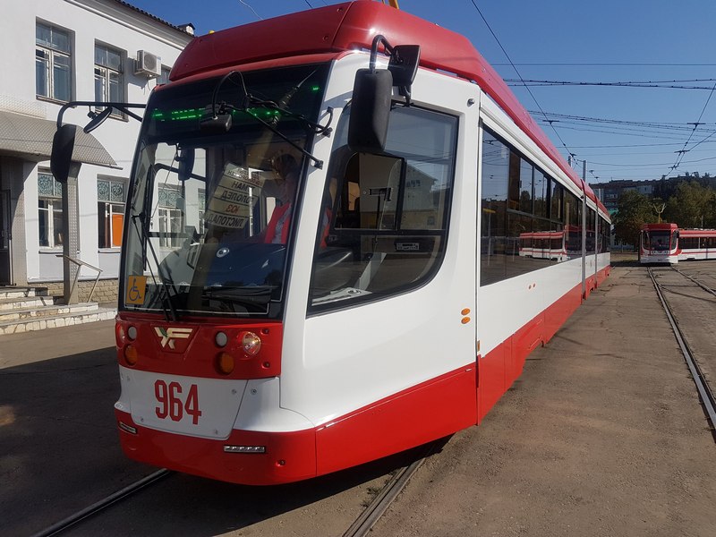 Стало известно, как распределят новые трамваи и автобусы по Самаре