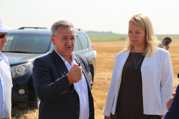 В Исаклинском районе открылся цех по переработке молочной продукции