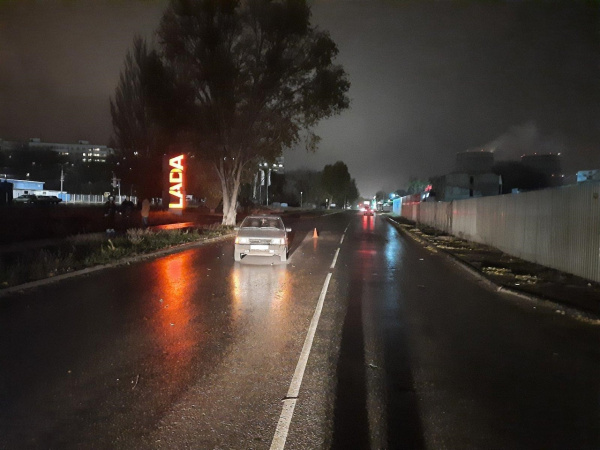 В Самаре девушка на ВАЗе отправила в больницу пешехода