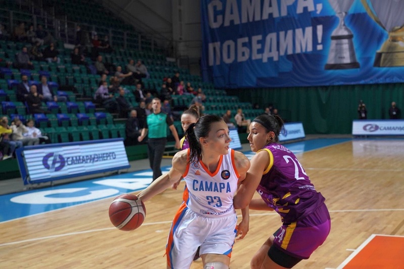 Самарские баскетболистки стартуют в утешительном турнире