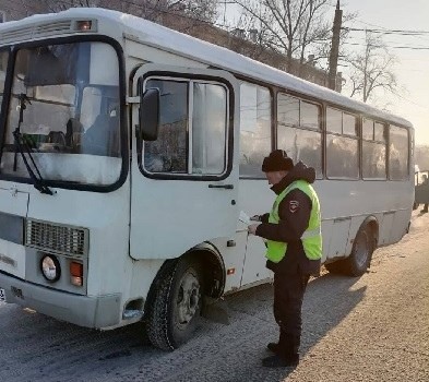 В Самаре правоохранители оштрафовали водителя автобуса после видео в соцсетях