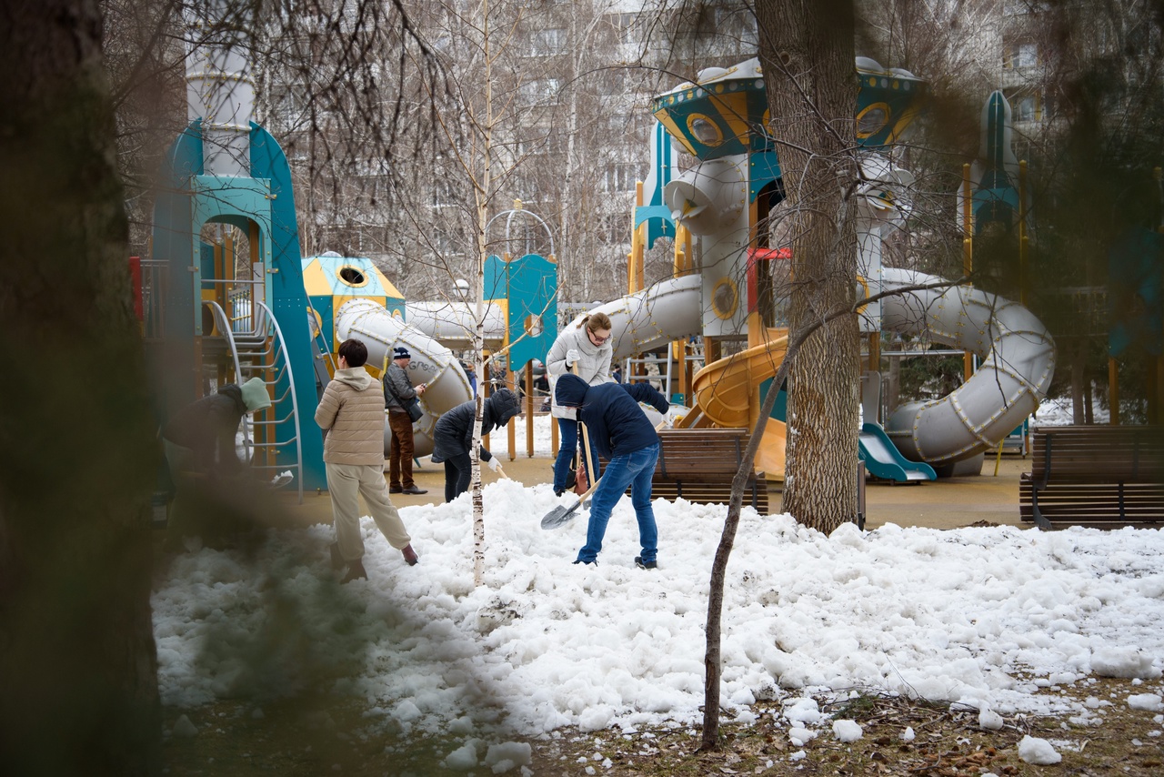 Около 63. Сквер самарец. Г Снежное парк. Сквер детский Самара. Городская среда.