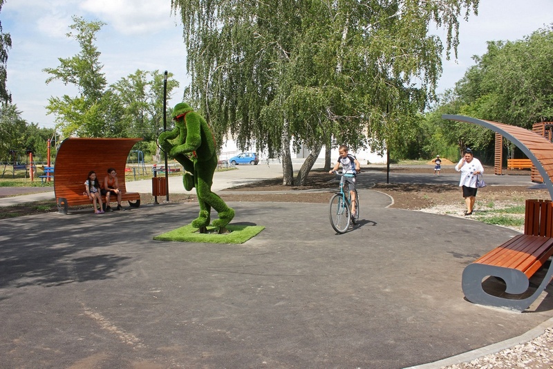 В Самарской области открылись две новые благоустроенные общественные площадки 