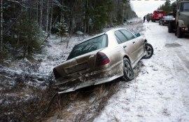 На трассе М5 столкнулись три автомобиля