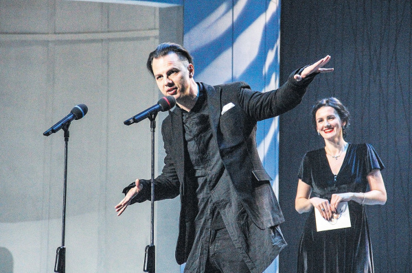 В Самарской филармонии 30 мая пройдет концерт (12+) оркестра musicAeterna под управлением Теодора Курентзиса