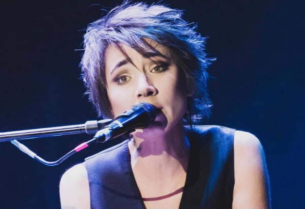 В Самаре впервые на "Роке над Волгой" выступит Земфира