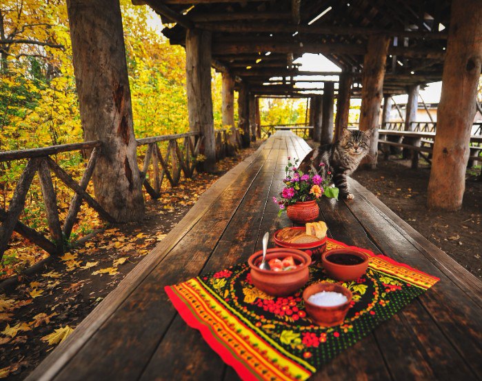 Есть вареники и улыбаться: какие праздники отмечают 8 октября