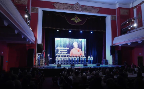 В Самаре наградили лучших родителей России