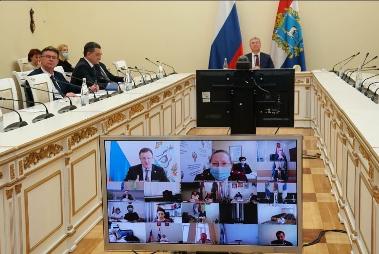 Самоизоляцию для неработающих пожилых людей продлят до 11 апреля