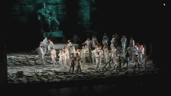 Артисты из Астрахани привезли в Самару три спектакля