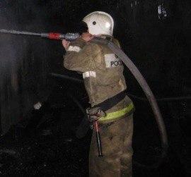 Ночью в Самарской области загорелся 4-тонный стог сена