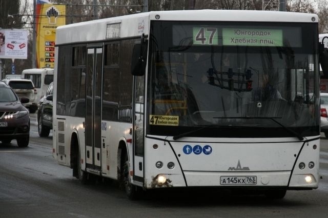 В Самаре автобусы пустили в объезд перекрестка Ново-Садовой и Полевой